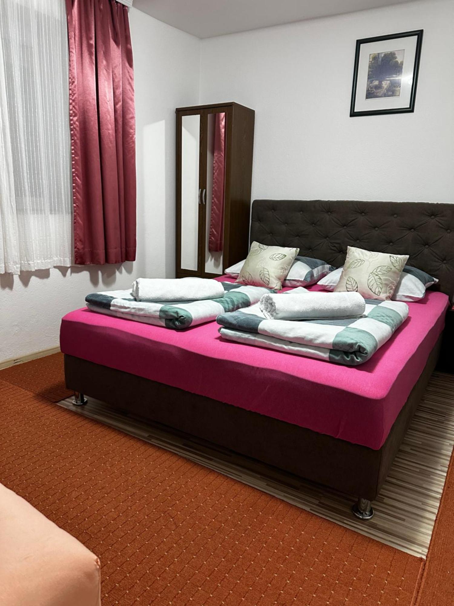 Guest House Nana Μόσταρ Εξωτερικό φωτογραφία