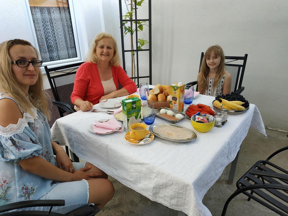 Guest House Nana Μόσταρ Εξωτερικό φωτογραφία