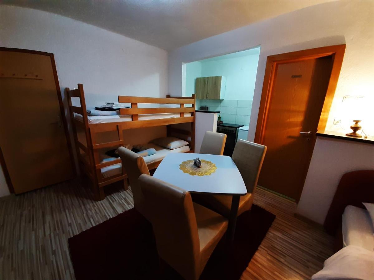 Guest House Nana Μόσταρ Εξωτερικό φωτογραφία